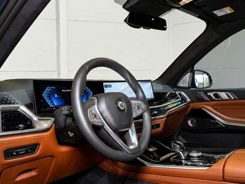 Купить BMW XB7 Alpina бензин 2025 id-1007849 в Киеве, Фото №[delta]