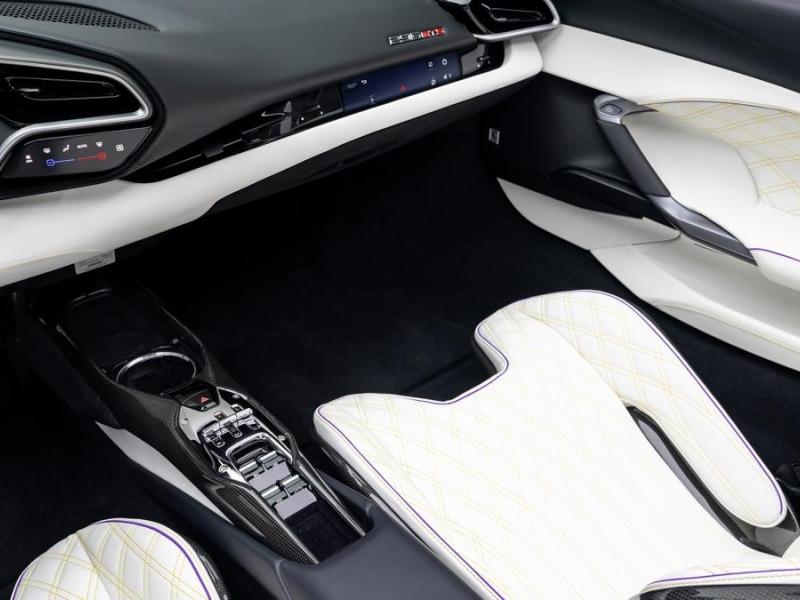 Купить Ferrari 296 GTS Novitec N-Largo гибрид 2025 id-1007860 в Киеве, Фото №[delta]