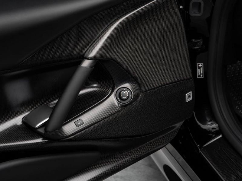 Купить Ferrari 812 Competizione Aperta бензин 2025 id-1007871 в Киеве, Фото №[delta]