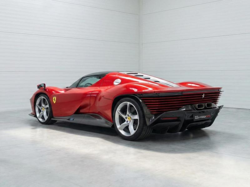 Купить Ferrari Daytona SP3 бензин 2025 id-1007902 в Киеве, Фото №[delta]