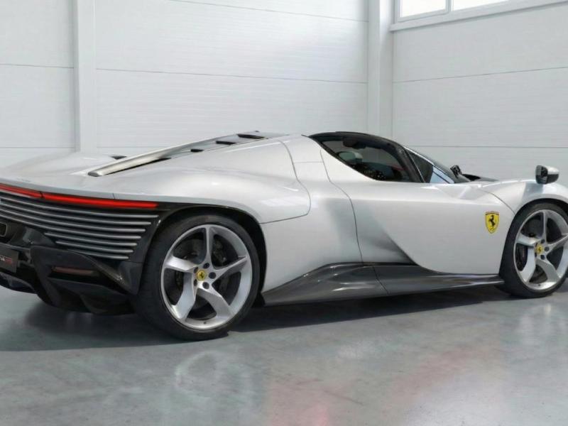 Купить Ferrari Daytona SP3 бензин 2025 id-1007906 в Киеве, Фото №[delta]