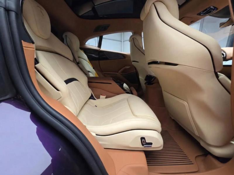 Купить Ferrari Purosangue Atelier бензин 2025 id-1007923 в Киеве, Фото №[delta]