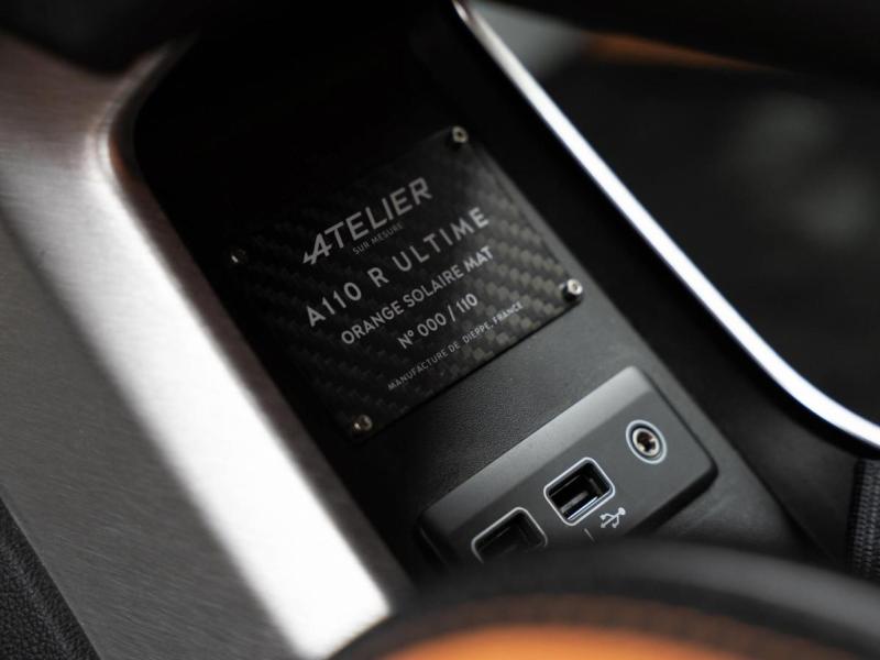 Купить Alpine A110 R Ultime бензин 2025 id-1007936 в Киеве, Фото №[delta]