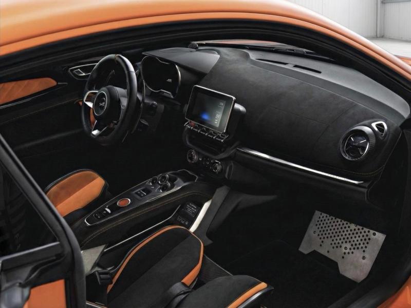 Купить Alpine A110 R Ultime бензин 2025 id-1007936 в Киеве, Фото №[delta]