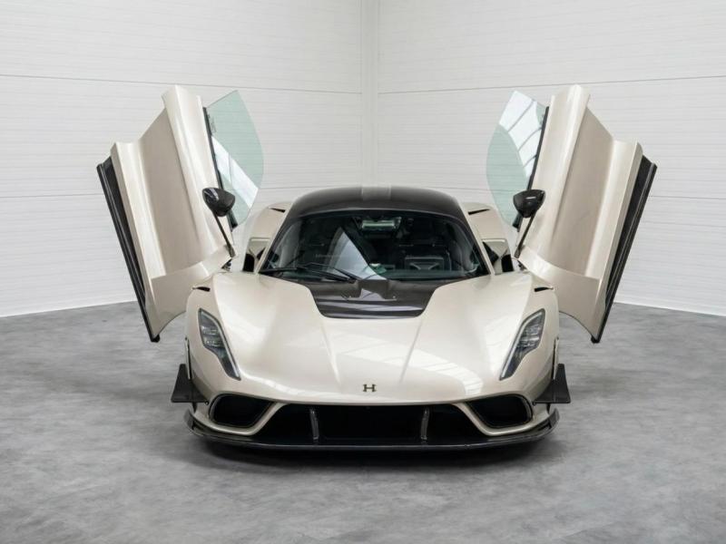 Купить Hennessey Venom F5 Evolution бензин 2025 id-1007941 в Киеве, Фото №[delta]