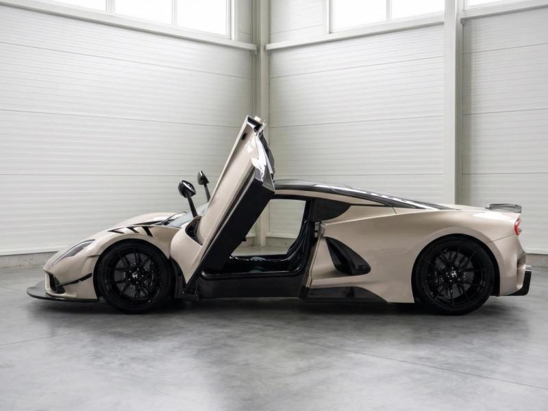 Купить Hennessey Venom F5 Evolution бензин 2025 id-1007941 в Киеве, Фото №[delta]