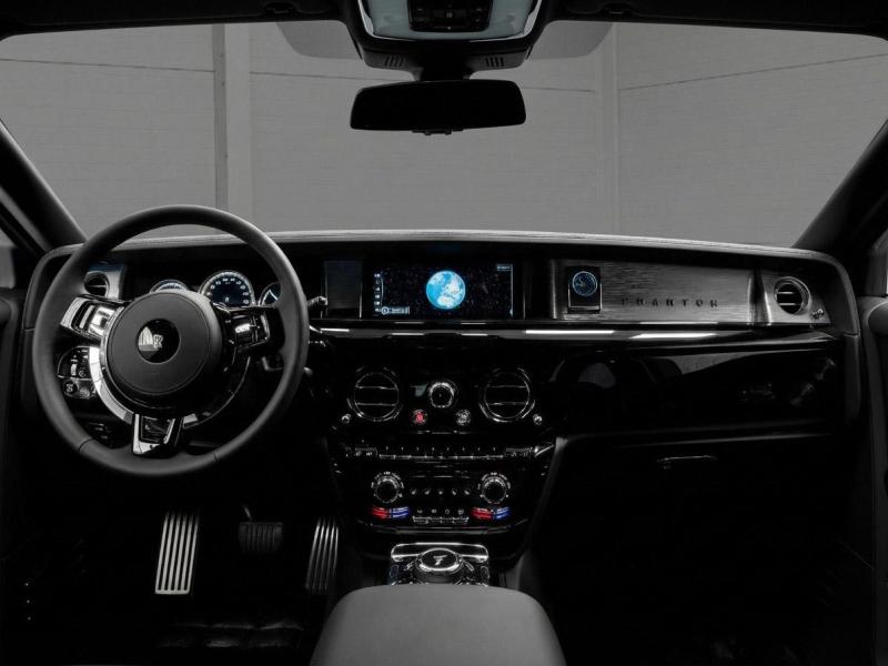 Купить Rolls-Royce Phantom Extended Wheelbase бензин 2025 id-1007962 в Киеве, Фото №[delta]