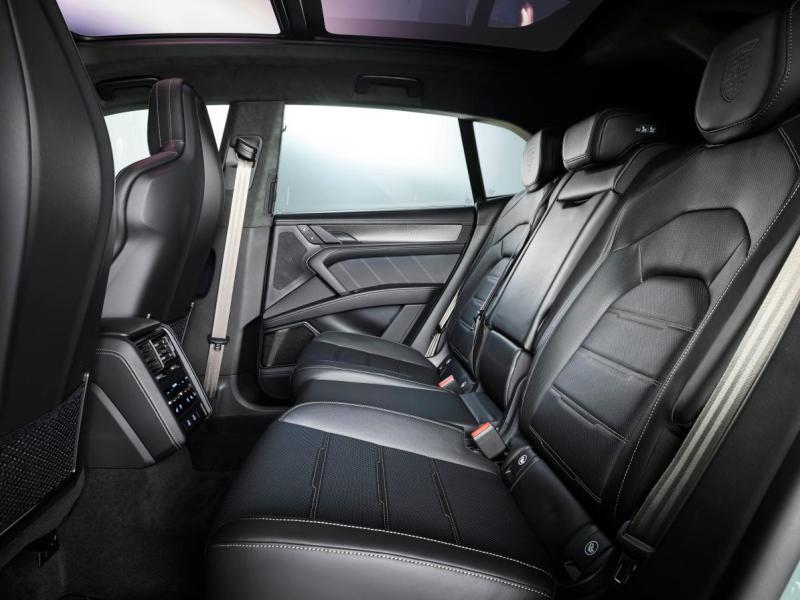 Купить Porsche Cayenne Turbo Electric электро 2026 id-1007975 в Киеве, Фото №[delta]