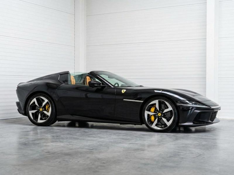 Купить Ferrari 12Cilindri Spider бензин 2025 id-1007977 в Киеве, Фото №[delta]