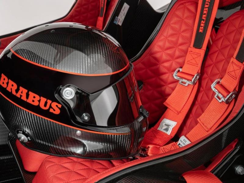 Купить Mercedes-Benz G 900 Brabus Crawler 1 of 15 бензин 2025 id-1008014 в Киеве, Фото №[delta]