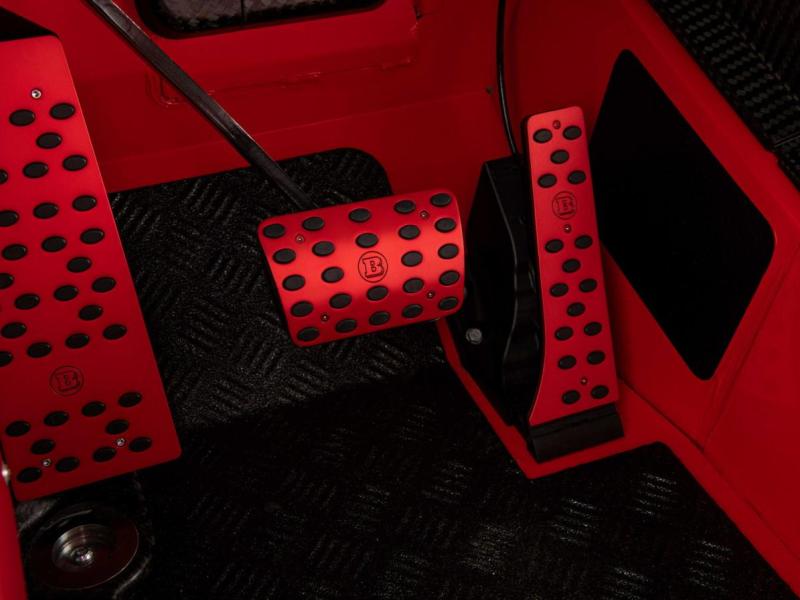 Купить Mercedes-Benz G 900 Brabus Crawler 1 of 15 бензин 2025 id-1008014 в Киеве, Фото №[delta]