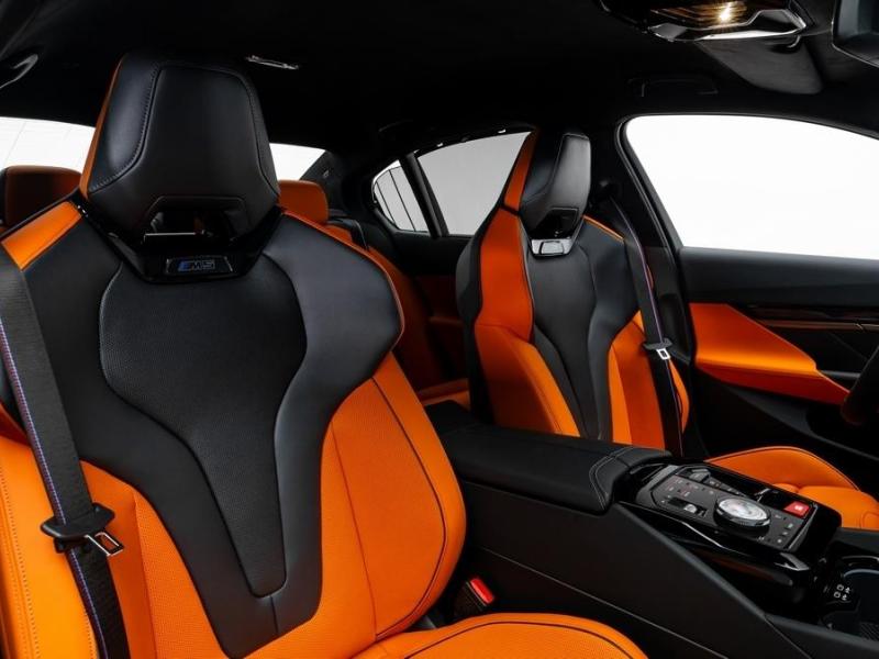 Купить BMW M5 гибрид 2026 id-1008024 в Киеве, Фото №[delta]