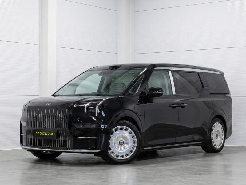 Купить Zeekr 009 Glory Edition электро 2025 id-1008028 в Киеве, Фото №[delta]