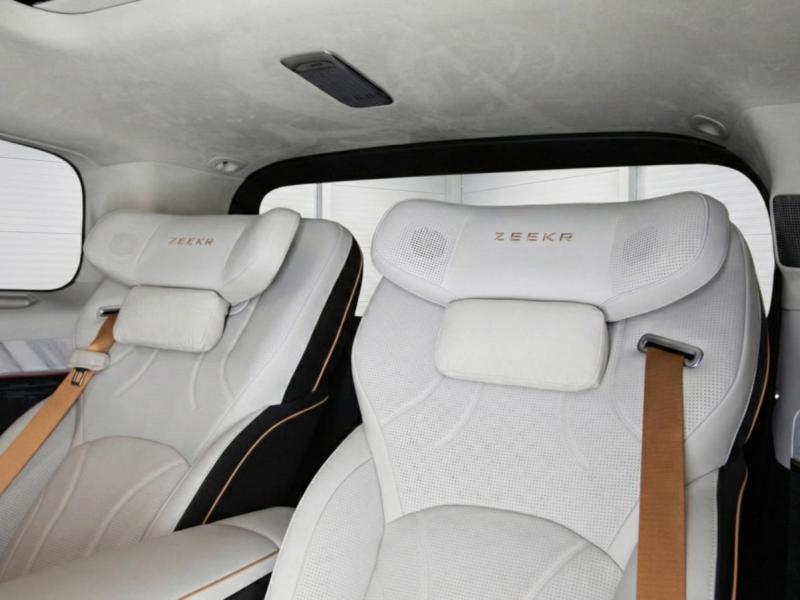Купить Zeekr 009 Glory Edition электро 2025 id-1008028 в Киеве, Фото №[delta]