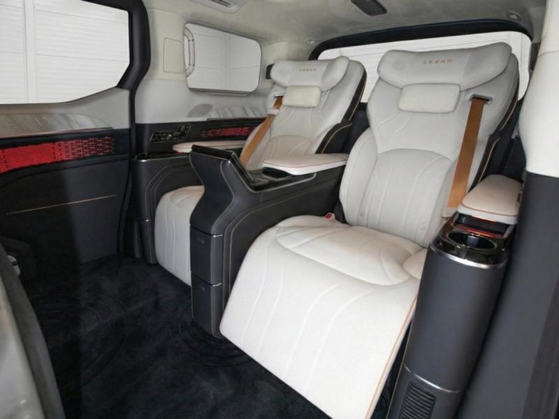 Купить Zeekr 009 Glory Edition электро 2025 id-1008028 в Киеве, Фото №[delta]