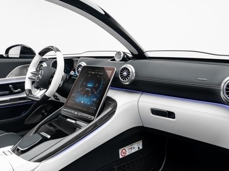 Купить Mercedes-Benz Mercedes-AMG PureSpeed AMG бензин 2026 id-1008036 в Киеве, Фото №[delta]