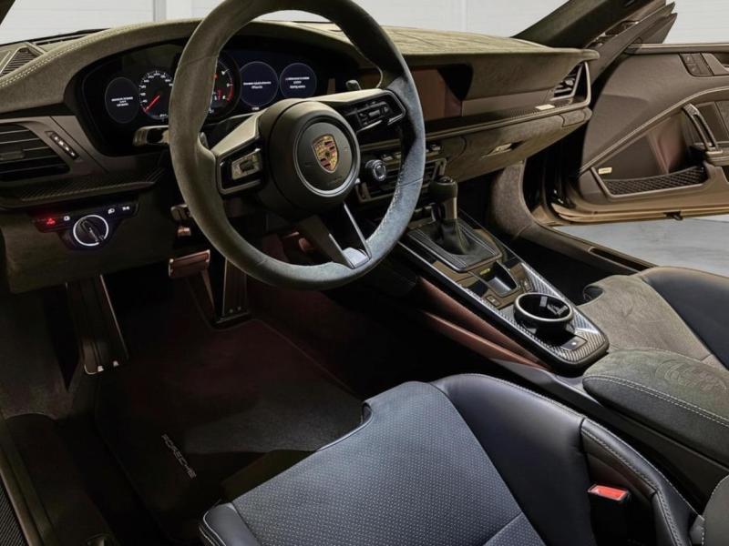 Купить Porsche 911 GT3 Weissach бензин 2026 id-1008047 в Киеве, Фото №[delta]