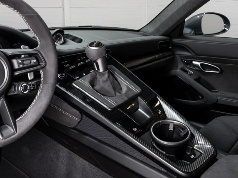 Купить Porsche 911 GT3 Weissach бензин 2026 id-1008047 в Киеве, Фото №[delta]