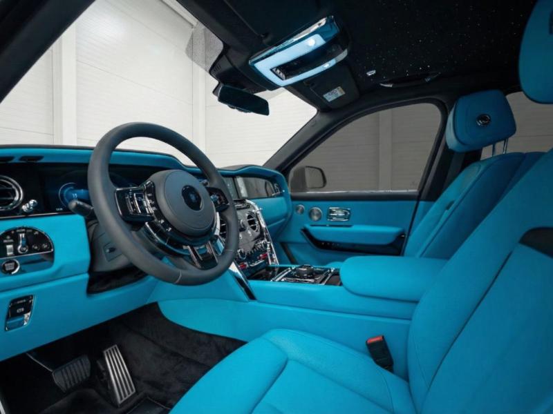 Купить Rolls-Royce Cullinan Series II бензин 2026 id-1008084 в Киеве, Фото №[delta]