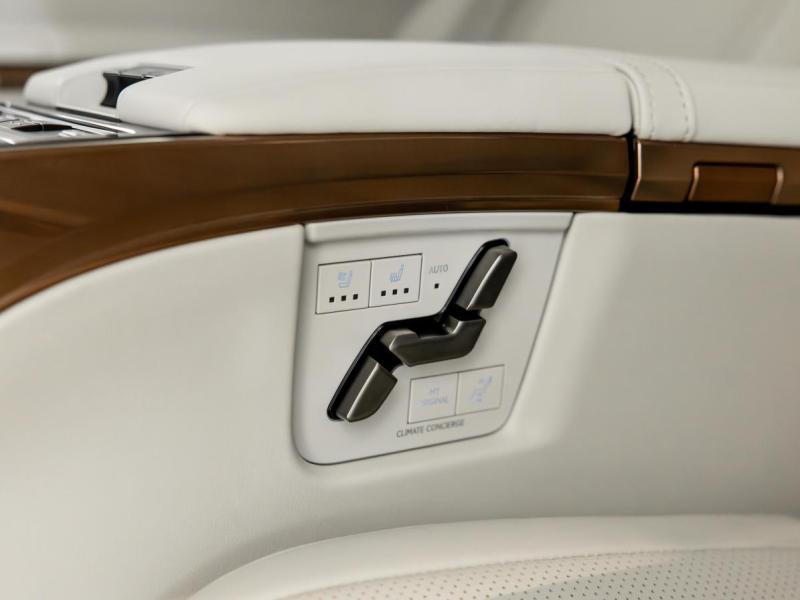 Купить Lexus LM 350h AWD гибрид 2026 id-1008100 в Киеве, Фото №[delta]