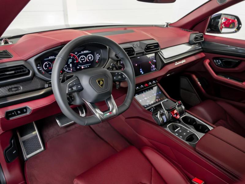 Купить Lamborghini Urus SE гибрид 2026 id-1008111 в Киеве, Фото №[delta]