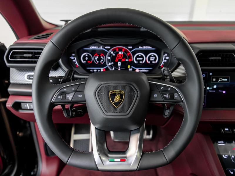 Купить Lamborghini Urus SE гибрид 2026 id-1008111 в Киеве, Фото №[delta]