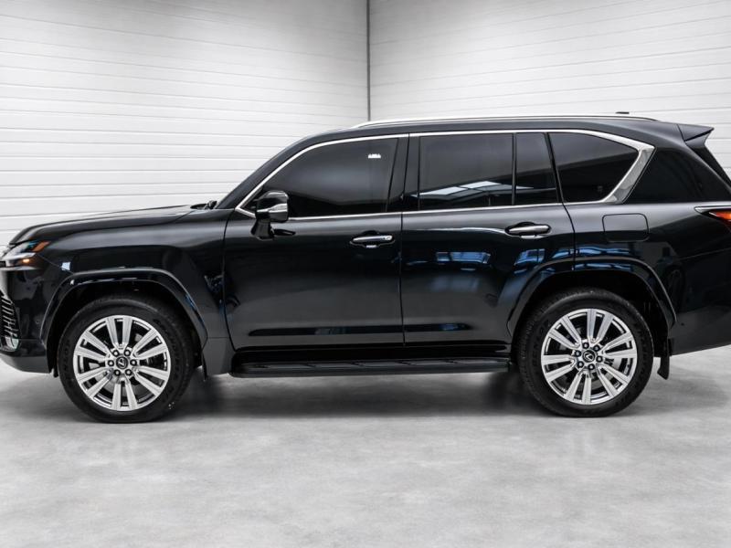 Купить Lexus LX 600 бензин 2025 id-1008124 в Киеве, Фото №[delta]