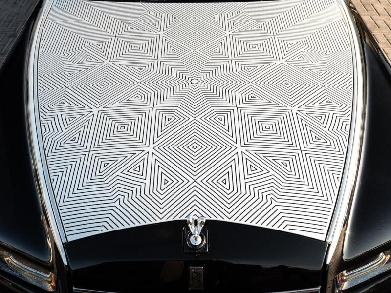 Купить Rolls-Royce Phantom Arabesque бензин 2026 id-1008129 в Киеве, Фото №[delta]