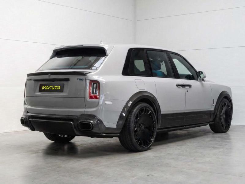 Купить Rolls-Royce Cullinan Series II Brabus 700 бензин 2026 id-1008133 в Киеве, Фото №[delta]