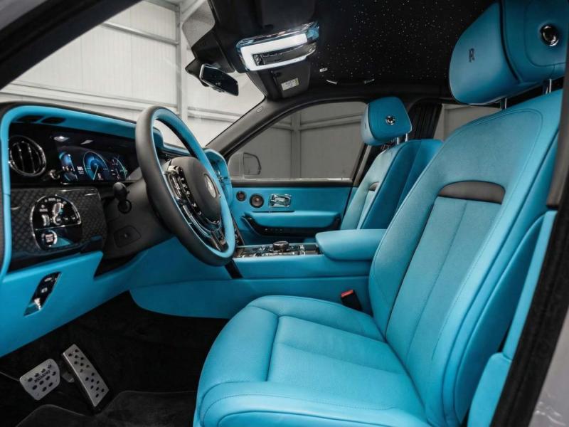 Купить Rolls-Royce Cullinan Series II Brabus 700 бензин 2026 id-1008133 в Киеве, Фото №[delta]