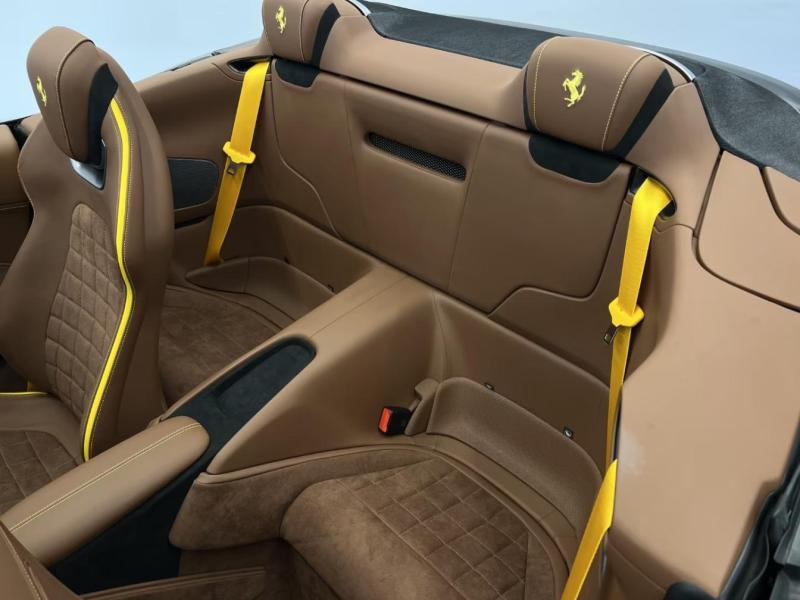 Купить Ferrari Roma Spider бензин 2026 id-1008144 в Киеве, Фото №[delta]