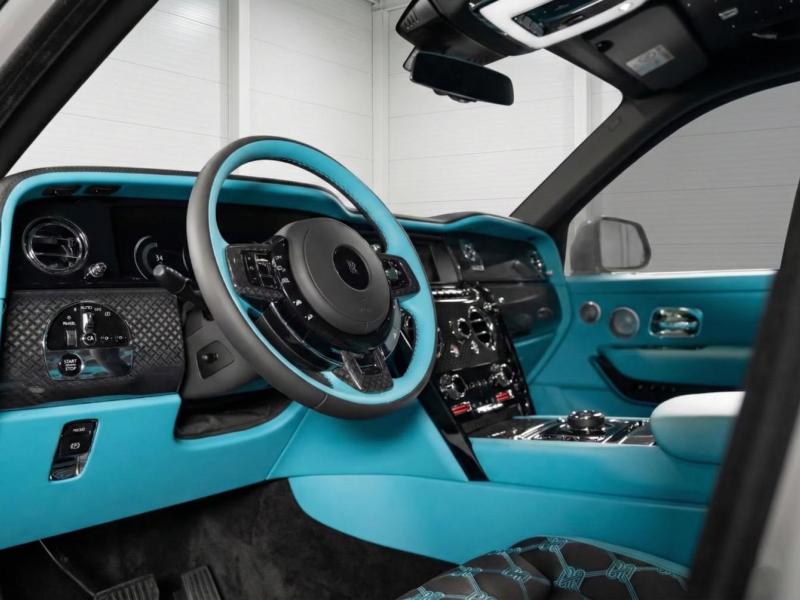 Купить Rolls-Royce Cullinan Black Badge Series II бензин 2026 id-1008168 в Киеве, Фото №[delta]