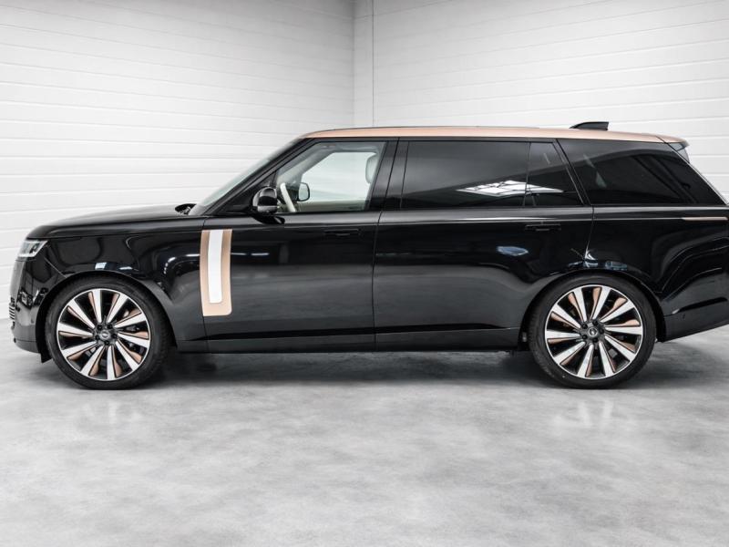 Купить Land-Rover Range-Rover LWB SvAutoboirgaphy бензин 2026 id-1008187 в Киеве, Фото №[delta]