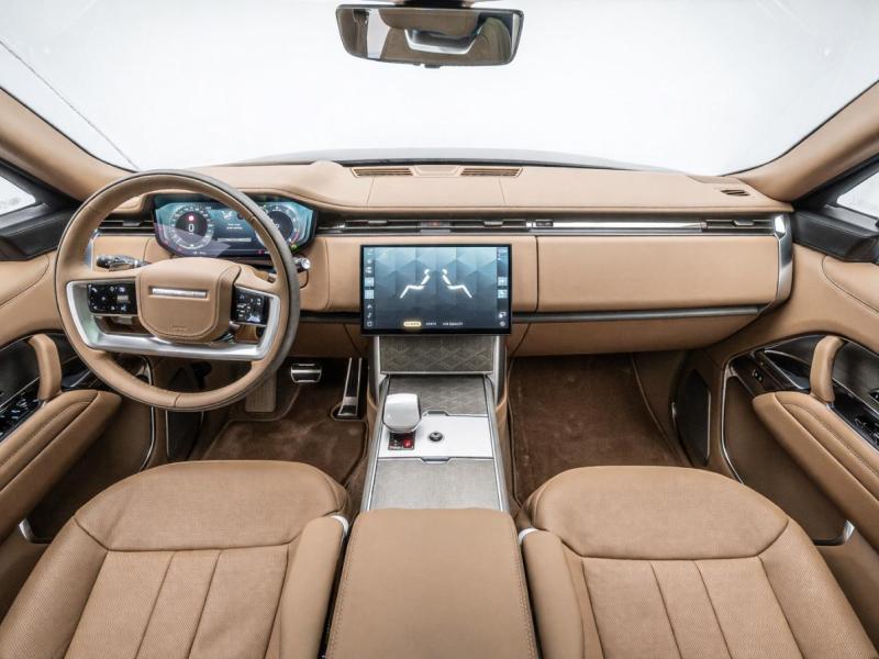 Купить Land-Rover Range-Rover LWB SvAutoboirgaphy бензин 2026 id-1008187 в Киеве, Фото №[delta]