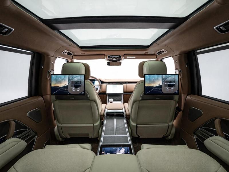 Купить Land-Rover Range-Rover LWB SvAutoboirgaphy бензин 2026 id-1008187 в Киеве, Фото №[delta]