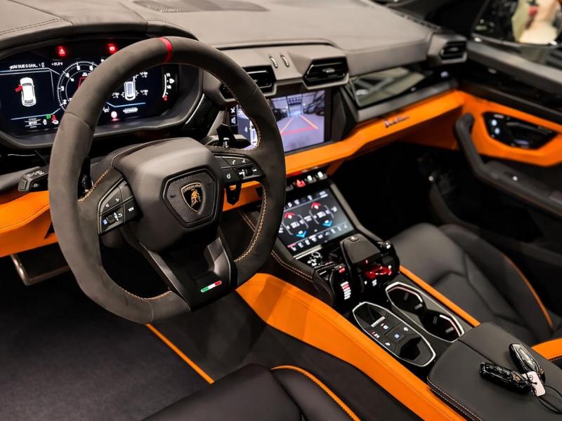 Купить Lamborghini Urus SE гибрид 2026 id-1008242 в Киеве, Фото №[delta]