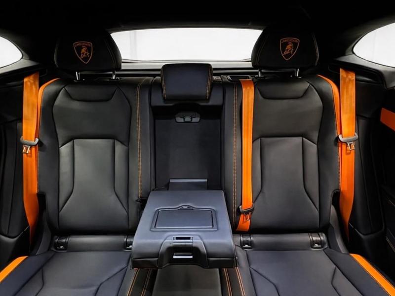 Купить Lamborghini Urus SE гибрид 2026 id-1008242 в Киеве, Фото №[delta]