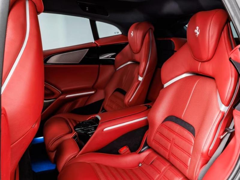 Купить Ferrari Purosangue бензин 2026 id-1008275 в Киеве, Фото №[delta]