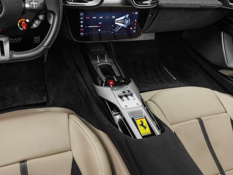 Купить Ferrari 12Cilindri бензин 2026 id-1008279 в Киеве, Фото №[delta]