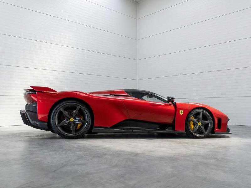 Купить Ferrari F80 гибрид 2026 id-1008288 в Киеве, Фото №[delta]