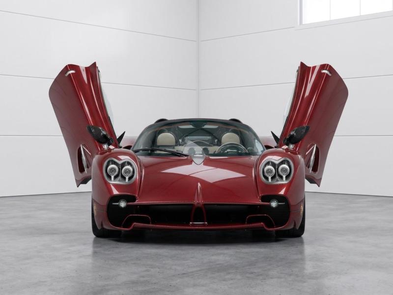 Купить Pagani Utopia бензин 2025 id-1008297 в Киеве, Фото №[delta]