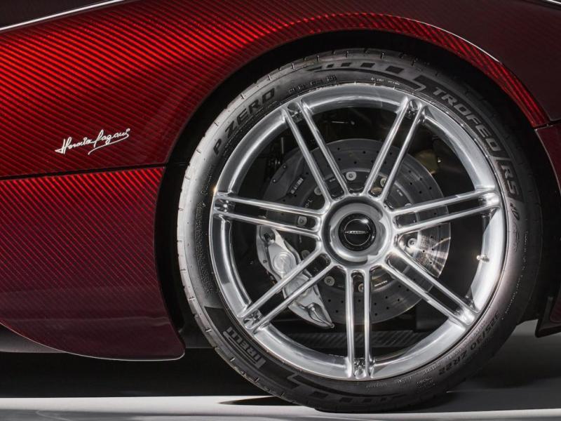 Купить Pagani Utopia бензин 2025 id-1008297 в Киеве, Фото №[delta]