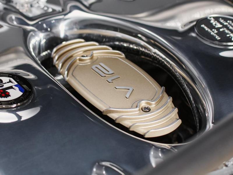 Купить Pagani Utopia бензин 2025 id-1008297 в Киеве, Фото №[delta]