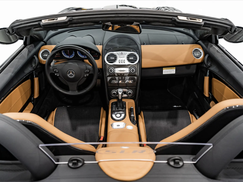 Купить Mercedes-Benz SLR McLaren Roadster бензин 2009 id-1008301 в Киеве, Фото №[delta]