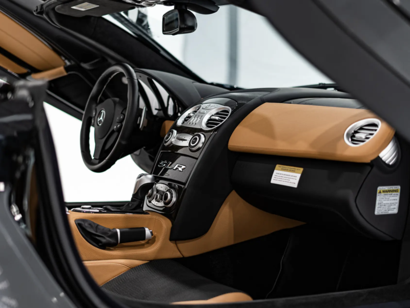 Купить Mercedes-Benz SLR McLaren Roadster бензин 2009 id-1008301 в Киеве, Фото №[delta]