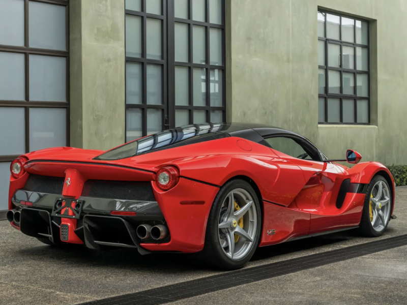 Купить Ferrari La Ferrari Aperta бензин 2017 id-1008303 в Киеве, Фото №[delta]