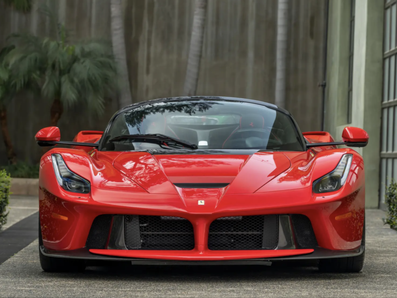 Купить Ferrari La Ferrari Aperta бензин 2017 id-1008303 в Киеве, Фото №[delta]