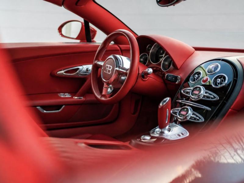 Купить Bugatti Veyron SUPER SPORT бензин 2015 id-1008302 в Киеве, Фото №[delta]