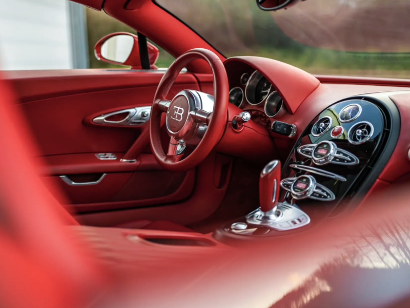 Купить Bugatti Veyron SUPER SPORT бензин 2015 id-1008302 в Киеве, Фото №[delta]