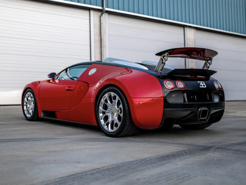Купить Bugatti Veyron SUPER SPORT бензин 2015 id-1008302 в Киеве, Фото №[delta]
